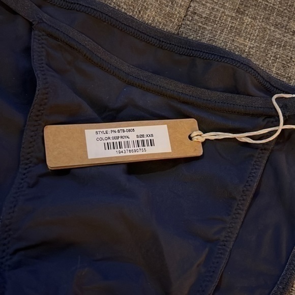 Skims Fits everybody cheeky String Bikini - Picture 6 of 6